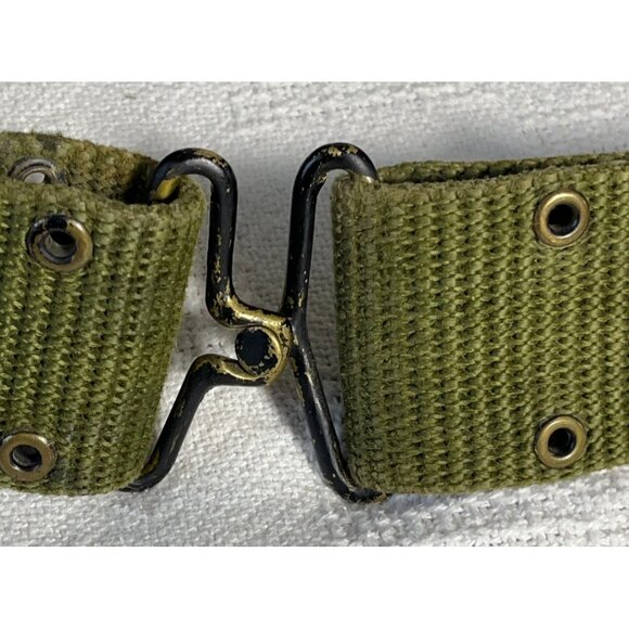 Vtg US Military Belt OD Green Gear Weapon Combat Uniform Militaria Surplus - Picture 3 of 6